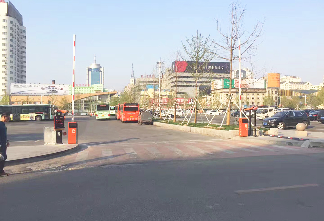 小区（住宅）停车场（停车位）管理方法（办法）