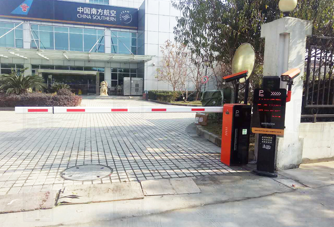 【真地行业篇】全新智能智慧停车场系统