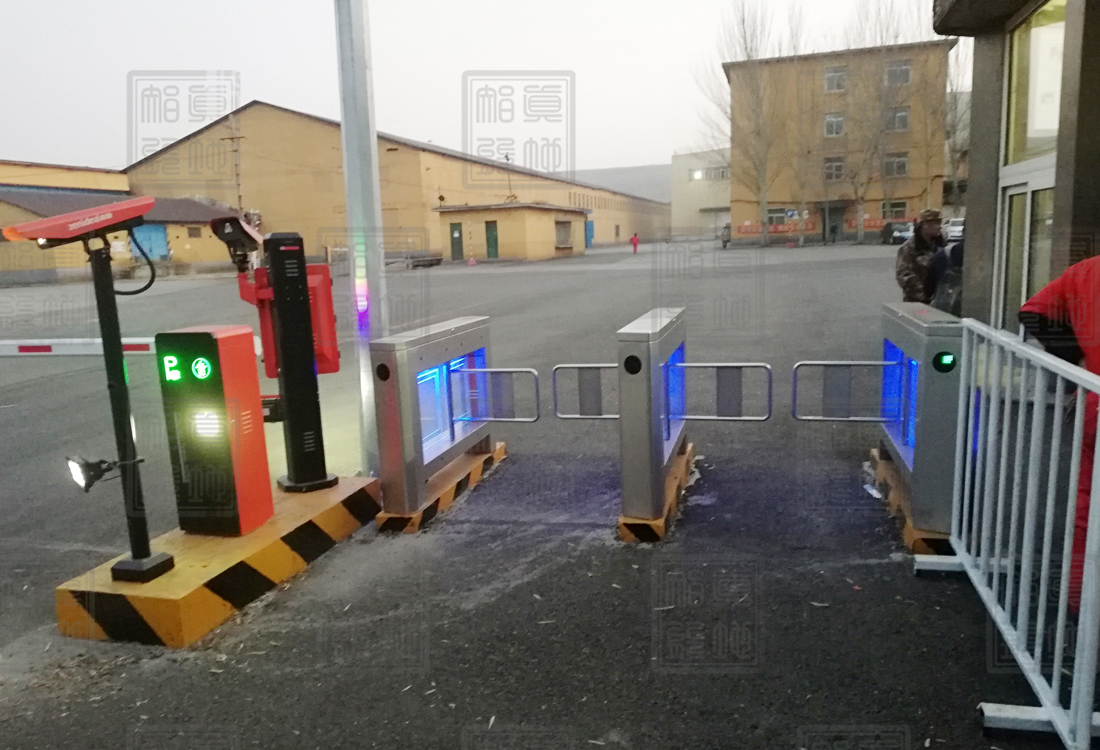 【真地产品篇】小区摆闸和超市摆闸有什么区别